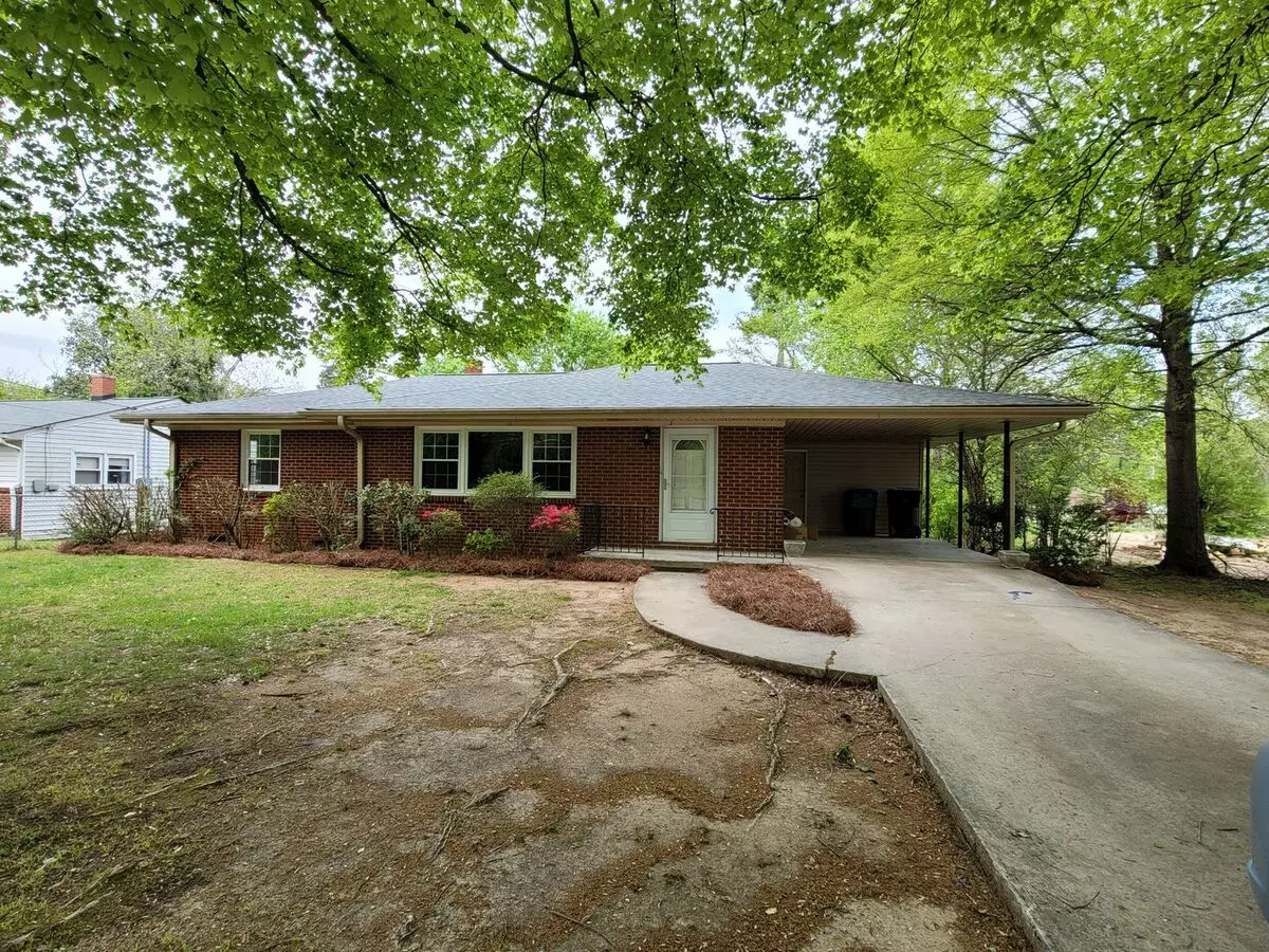 Adorable 3 Br Ranch. Hardwoods Throughout! House for rent in High Point, NC