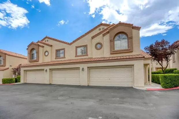2 Bedroom Condo With Rare Attached 2 Car Garage! Apartment for rent in Las Vegas, NV