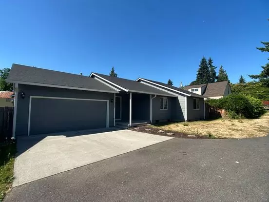Spacious Single Level Home For Lease - 5509 Ne 30th Ave Apartment for rent in Vancouver, WA