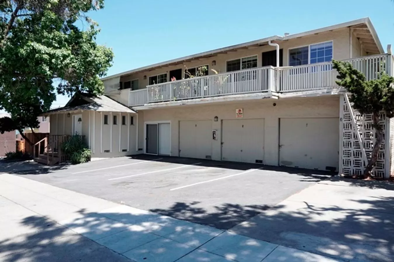 Senter Apartment for rent in San Jose, CA