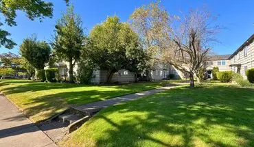 2 of 15 (unm) Updated Campus Apartment Apartment for rent in Eugene, OR
