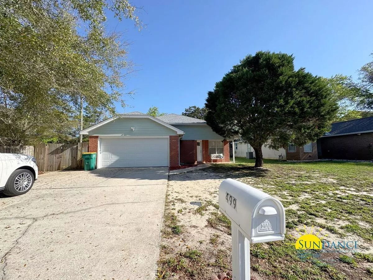 Charming 3-bedroom Home Near Hurlburt Field Afb, Perfect For Relaxation And Entertaining! House for rent in Mary Esther, FL