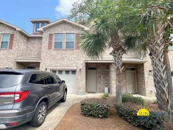 Great 3 Bedroom Townhouse In Navarre! Apartment for rent in Navarre, FL