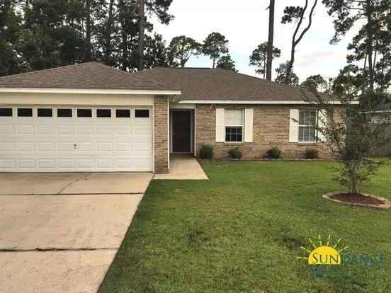 Charming 3-bedroom Home In The Heart Of Niceville, Close To Eglin Afb! Apartment for rent in Niceville, FL