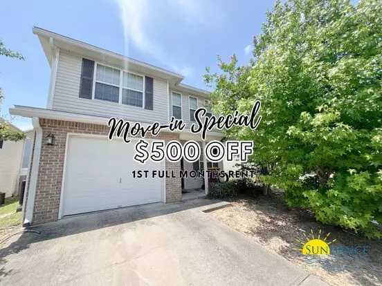 New Flooring, Beautiful Home In Stillwell Estates! Apartment for rent in Crestview, FL