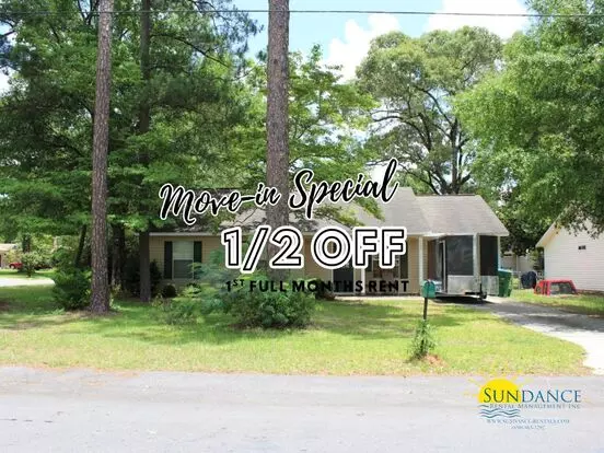 Charming 3-bedroom Home In Prime Crestview Location! Apartment for rent in Crestview, FL