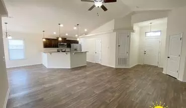 2 of 16 Beautiful 3 Bedroom Home In Crestview House for rent in Crestview, FL