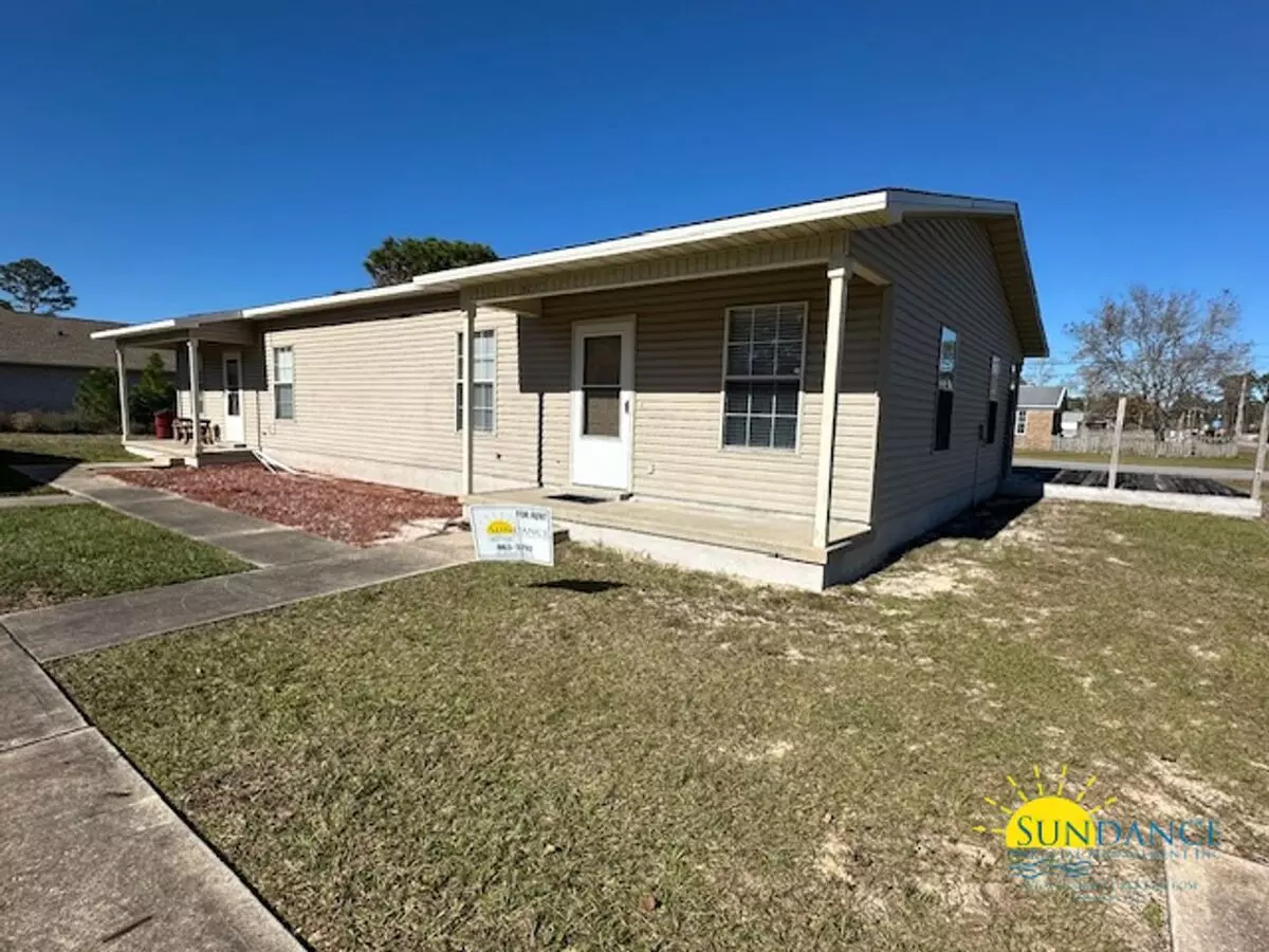 Great 2 Bedroom 1 Bath Duplex In Navarre! House for rent in Navarre, FL