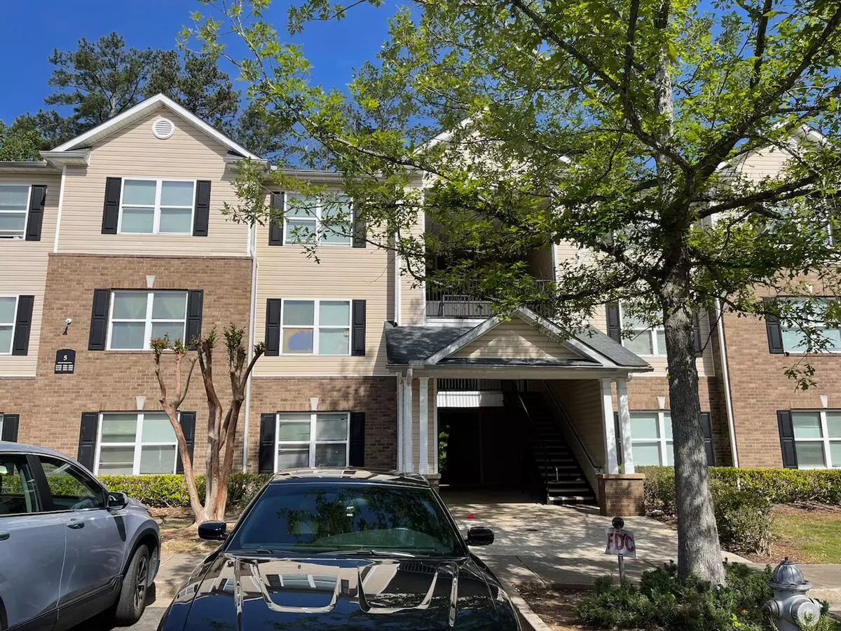 Renovated Condo Convenient To Stonecrest Mall Apartment for rent in Lithonia, GA