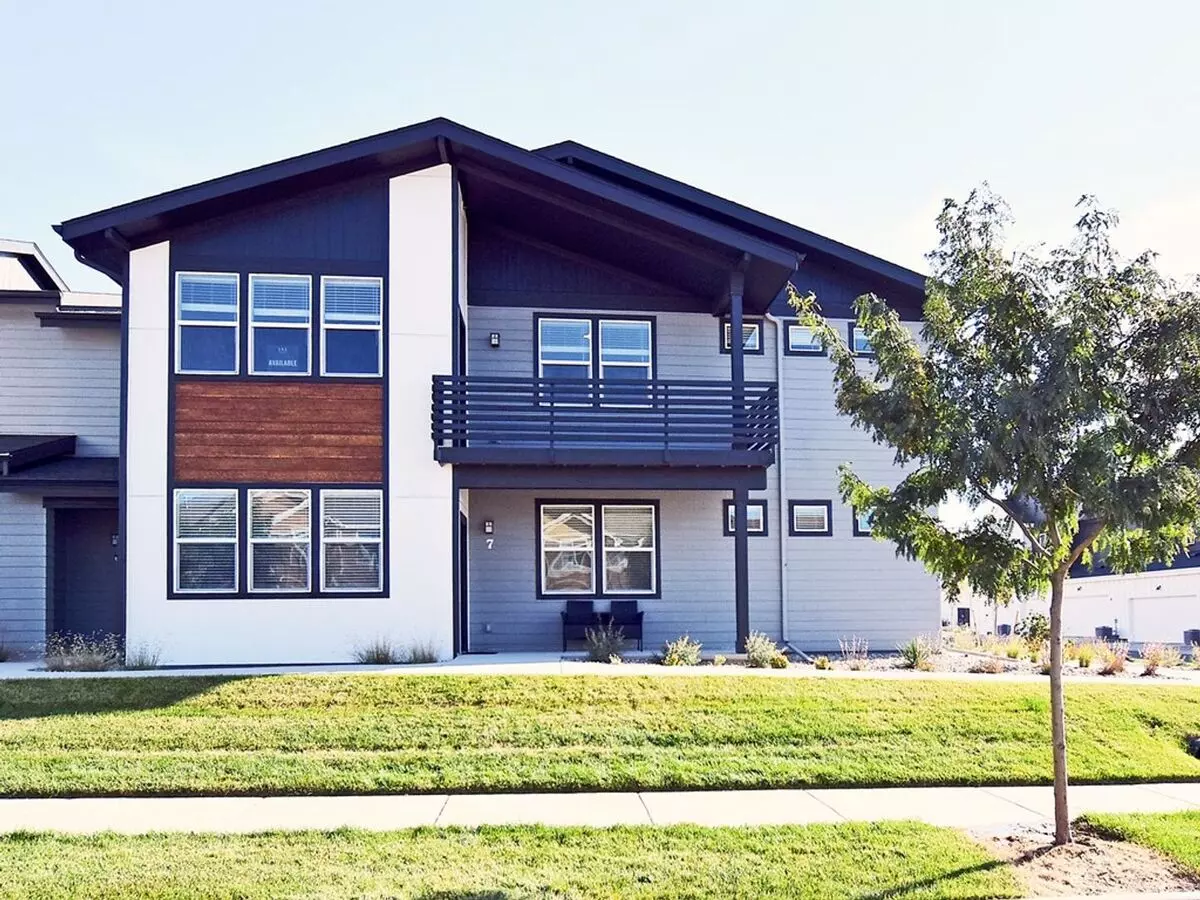 Raindance Main Floor Condo Move In Ready. Apartment for rent in Windsor, CO