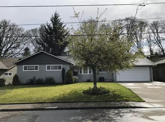 Stylish 4 Bedroom 1.5 Bath In Se Salem Apartment for rent in Salem, OR