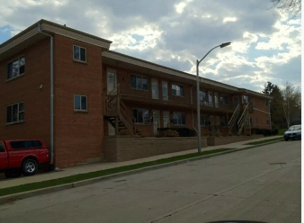 605 - 1500 S. 92nd Apartment for rent in West Allis, WI
