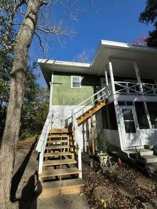 Centrally Located, Close To The Mall Apartment for rent in Wilmington, NC