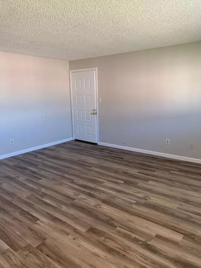 1002 E Jefferson Rd Apartment for rent in Cheyenne, WY