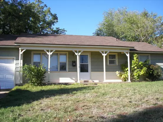 Cute 3 Bedrooms! Apartment for rent in Midwest City, OK