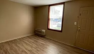 2 of 5 413 S Main St Apartment for rent in Muldraugh, KY