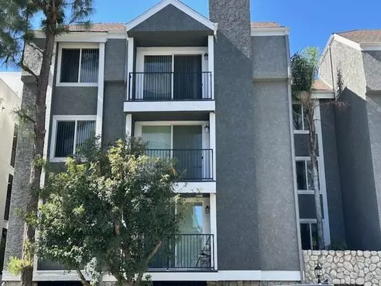 Stoner1247 Apartment for rent in Los Angeles, CA Stoner1247 Apartment for rent in Los Angeles, CA