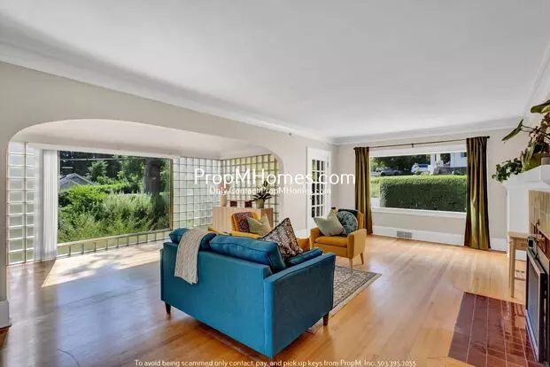 Timeless Four Bedroom Home Near Multnomah Village! Apartment for rent in Portland, OR