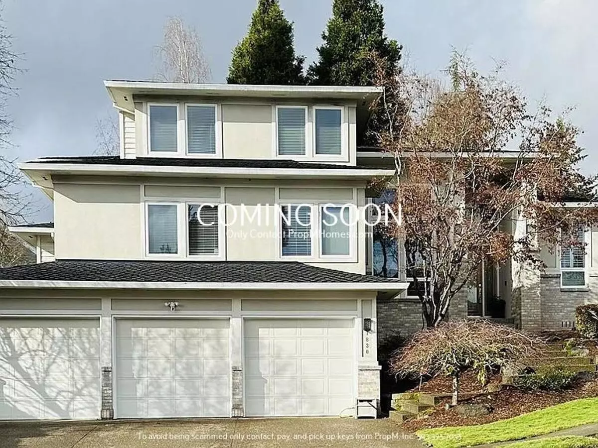 Luxury Five Bedroom Home In West Linn - State Of The Art Studio Included! House for rent in West Linn, OR
