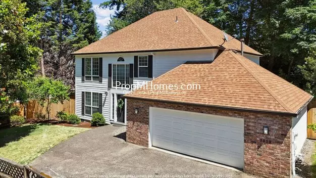 Updated 4 Bedroom Retreat In Raleigh Hills! Apartment for rent in Portland, OR