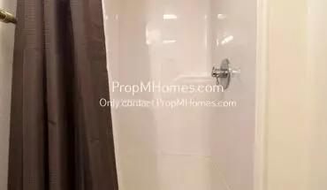 4 of 25 5160 NE Columbia Blvd Apartment for rent in Portland, OR