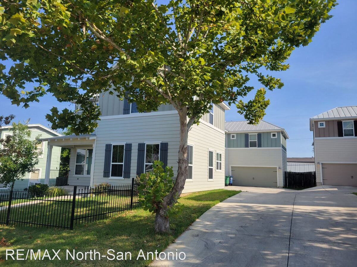 211 Claremont Ave Unit 102 San Antonio, TX House for Rent