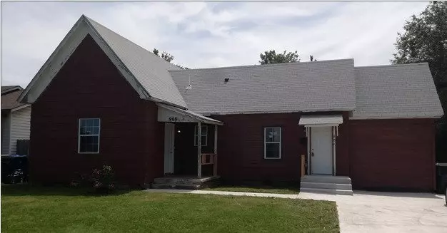 908 E Main St Apartment for rent in Norman, OK