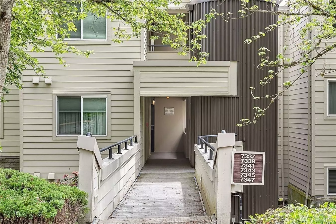 Spacious 1 Bedroom 1 Bath In Redmond! House for rent in Redmond, WA