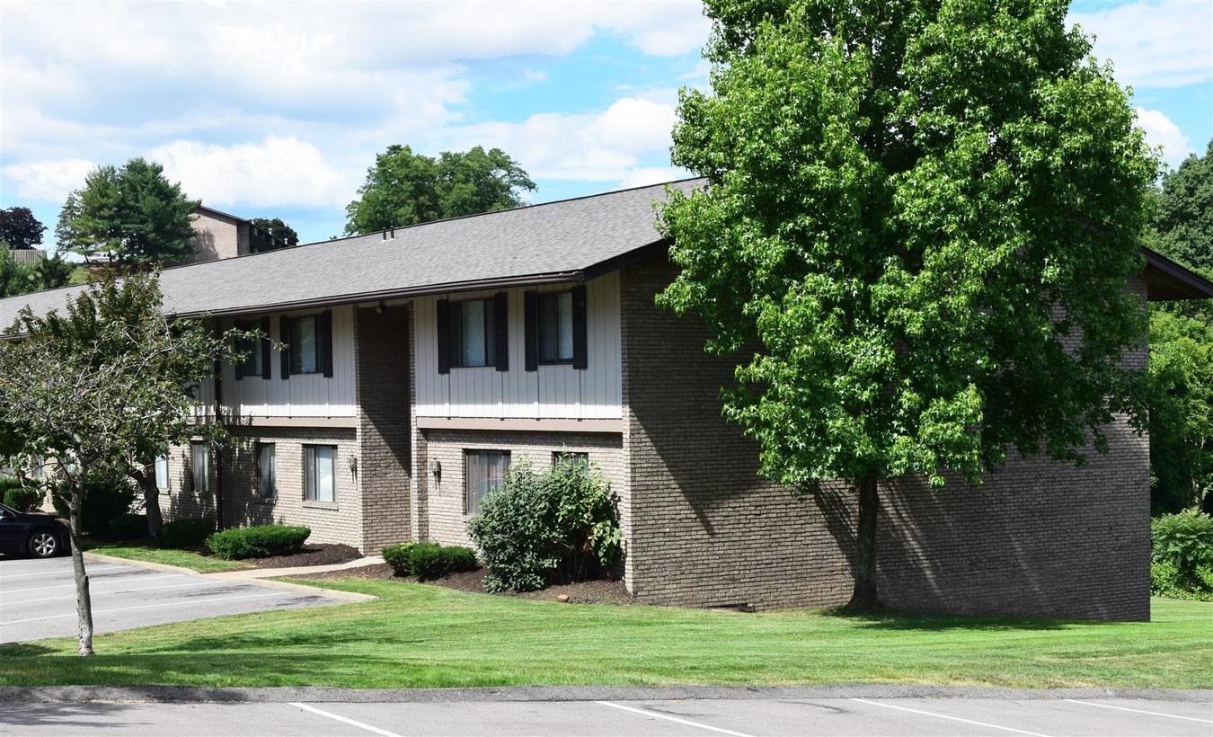 Thorn Run Apartments 700 Lee Drive Moon Township, PA
