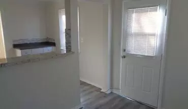 4 of 12 Vandam/28th St E Apartment for rent in Lancaster, CA