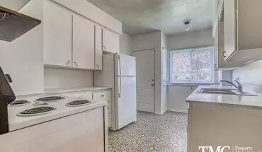 5 of 34 1036 & 1040 N. Ainsworth Street Apartment for rent in Portland, OR