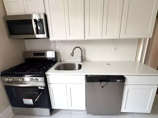 160 Thorne Street Apartments - Jc Heights Apartment for rent in Jersey City, NJ