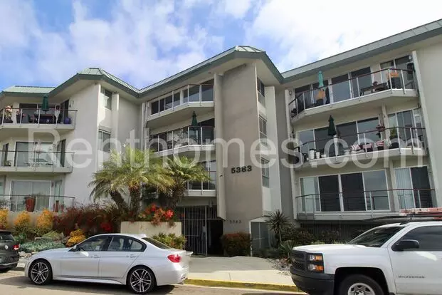 La Jolla, 5383 Chelsea St #104, Beautiful Ocean Views, Controlled Access Building And Parking! Apartment for rent in La Jolla, CA