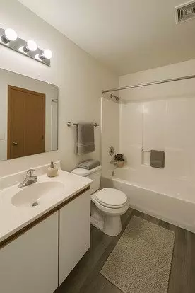 Anthos At Dekalb Apartment for rent in Dekalb, IL
