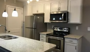 2 of 30 61-01 Nieman Square Apartment for rent in Shawnee, KS