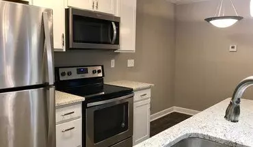 5 of 30 61-01 Nieman Square Apartment for rent in Shawnee, KS