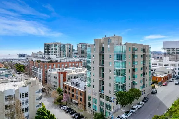Epic Rea - Modern-style 1 Br/1 Ba Condo In The Heart Of South Beach Apartment for rent in San Francisco, CA