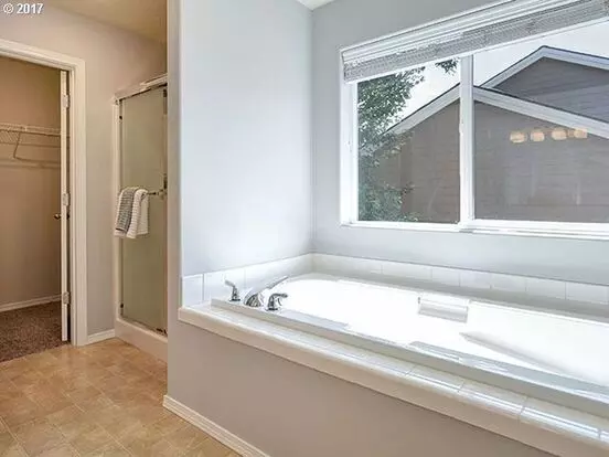 Beautiful 4 Bedroom/2.5 Bath Home In Newberg Apartment for rent in Newberg, OR