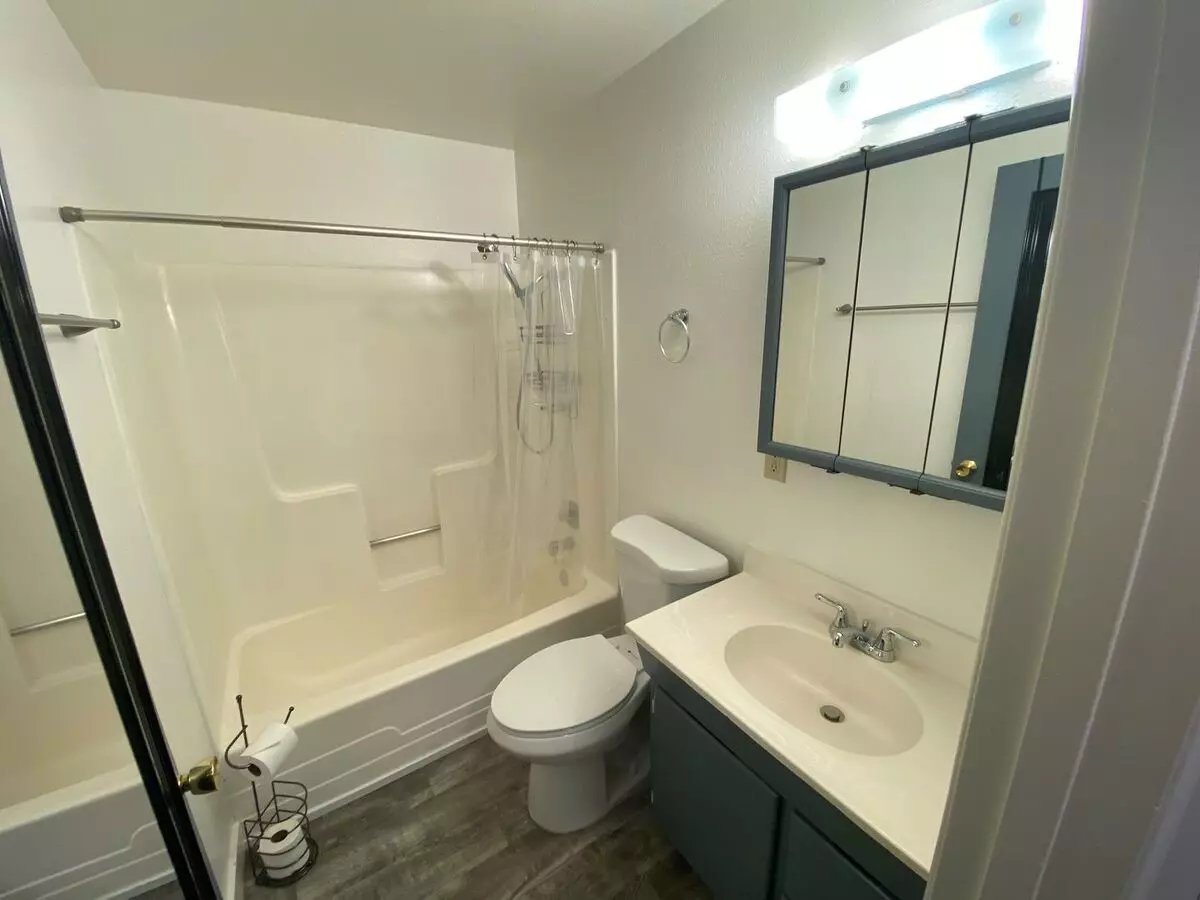 Ros120 Apartment for rent in Bend, OR