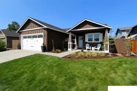 Sw Old Mill Area 3 Bdrm, 2 Bath, All Appliances, Air Conditioning, Gas Heat/fireplace, Dbl Garage Apartment for rent in Bend, OR