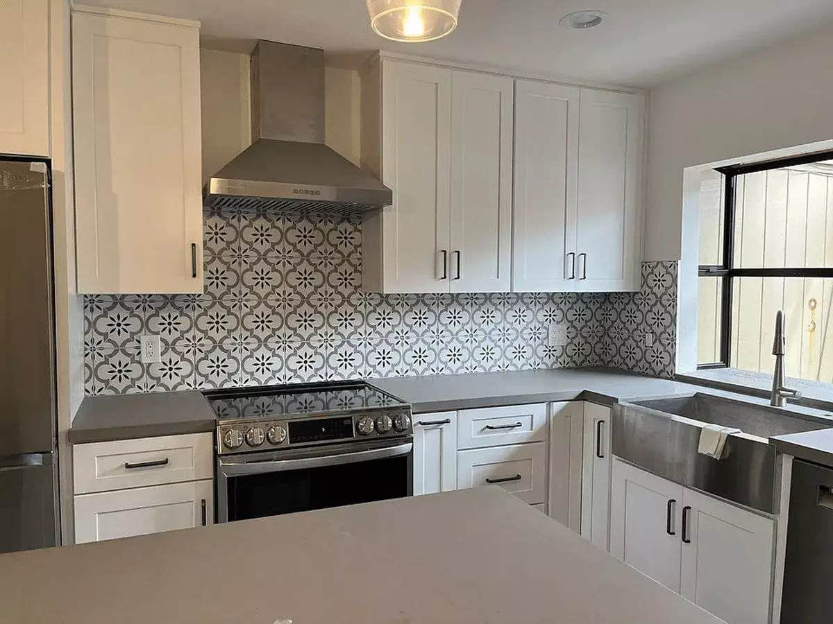 ***2 Bed 2 Bath Townhouse***encinitas***newly Remodeled***1 Car Garage***washer/dryer*** House for rent in Encinitas, CA