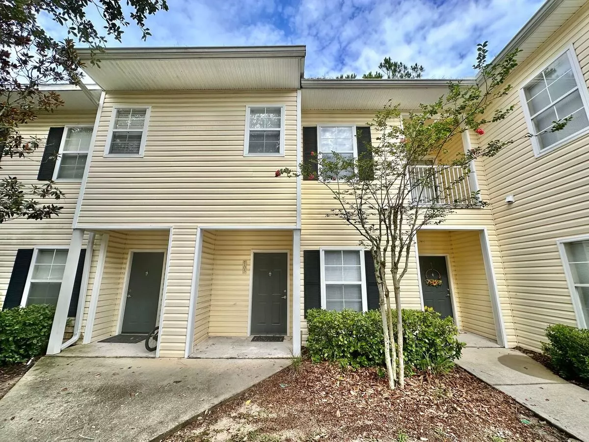 Stylish 2 Bed, 2.5 Bath Condo In Magnolia Place | Private Garage | $1750 House for rent in Gainesville, FL