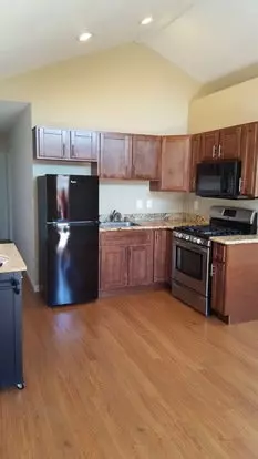 Serene 1 Br/1ba Detached Adu Near Dublin's Shamrock Village, Easy Commuter Access To 680/580 Fwy! Freshly Painted Exterior Apartment for rent in Dublin, CA