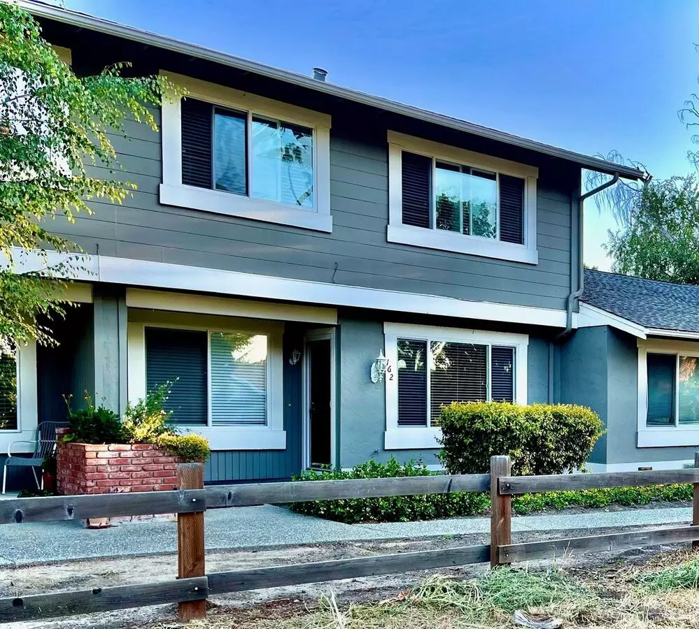 Recently Redone Danville 3Bed Two Story Townhouse In Beautiful Danville Suburbs! Front Facing Views Of San Ramon Creek And Direct Access To The Iron Horse Trail! House for rent in Danville, CA