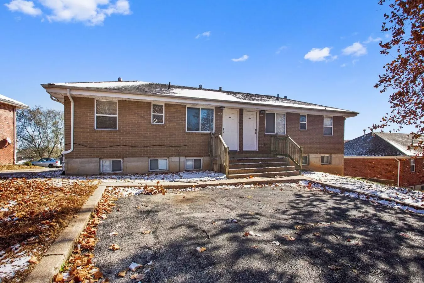 Homestead Villas 4-plex Apartment for rent in Riverside, MO