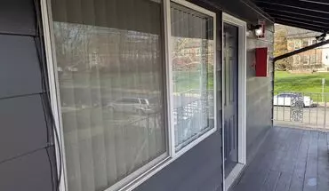 3 of 14 804-808 14th St NE Apartment for rent in Salem, OR
