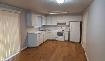 4 of 18 Three Bedroom Single Level Salem Home With Attached Garage ~ 45th Ave 1030 House for rent in Salem, OR
