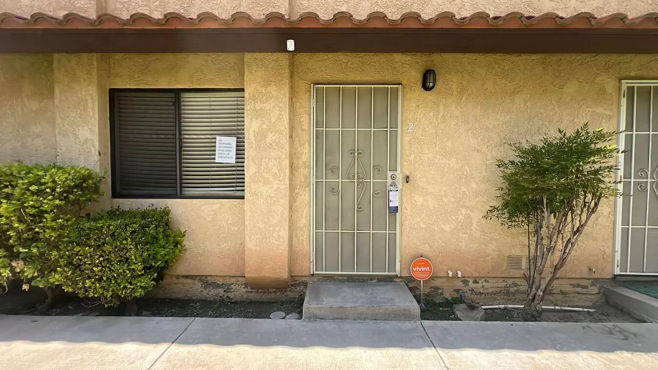 1747 West Ave Apartment for rent in Lancaster, CA