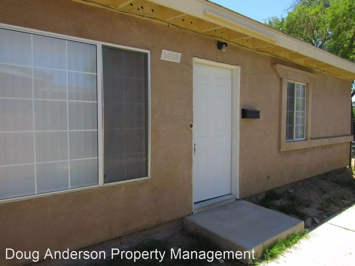 1403 West Ave Apartment for rent in Lancaster, CA