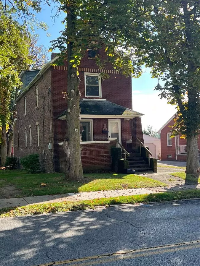 481 Twelfth House for rent in Campbell, OH
